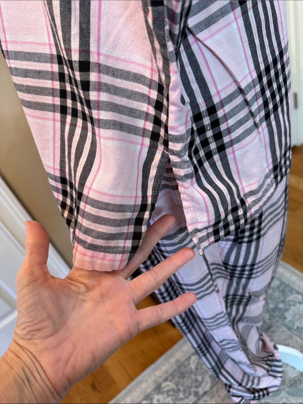 Victoria's Secret Pink Plaid Flannel Pajama Set - Picture 7 of 15